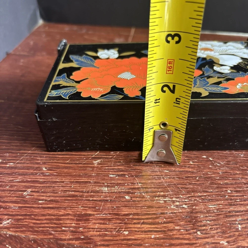 Vintage Floral Pattern Japanese‎ Lacquerware Jewelry Box With Tri-fold Mirror-